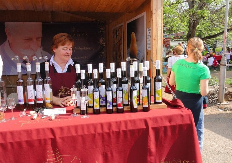 DSC00426 00.JPG - Igyunk mértékkel!